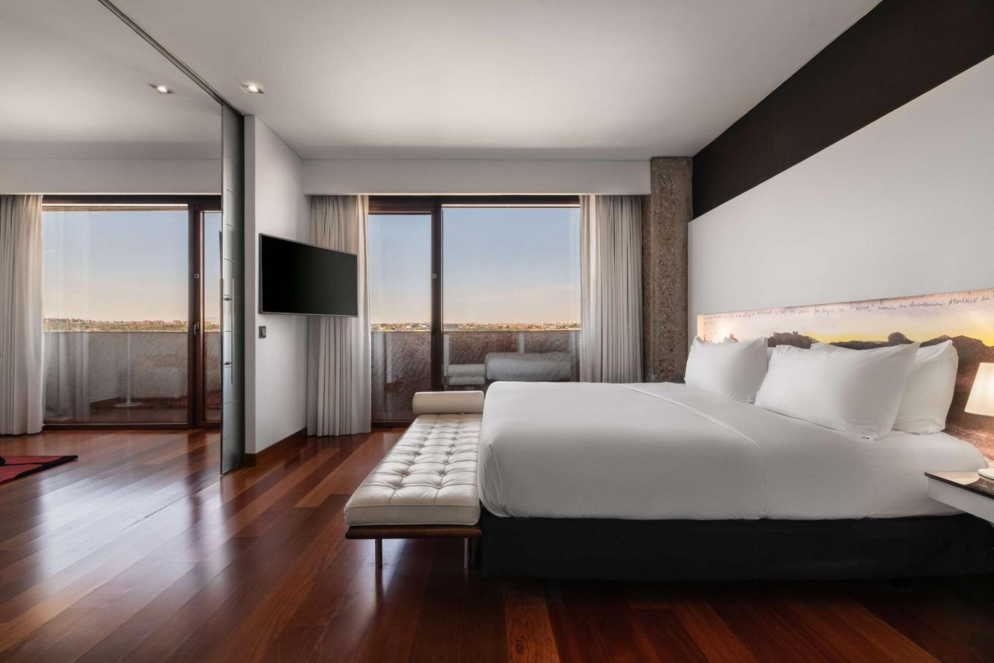 Hilton Airport 4* Madri