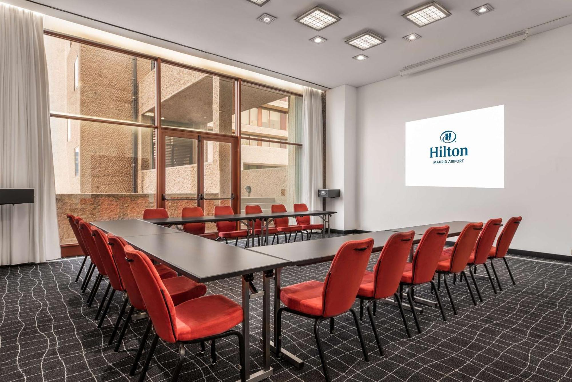 Hilton Airport 4* Madri